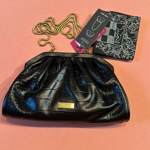 New Vince Camuto Leather Bag With Gold Logo and Chain Strap.